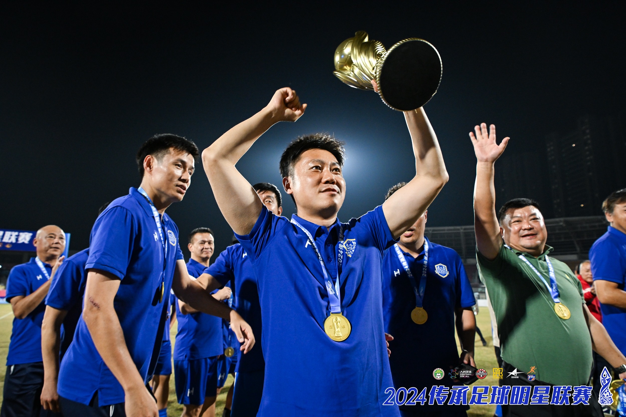 关于精彩绝伦！球员个个展现超凡技艺的信息