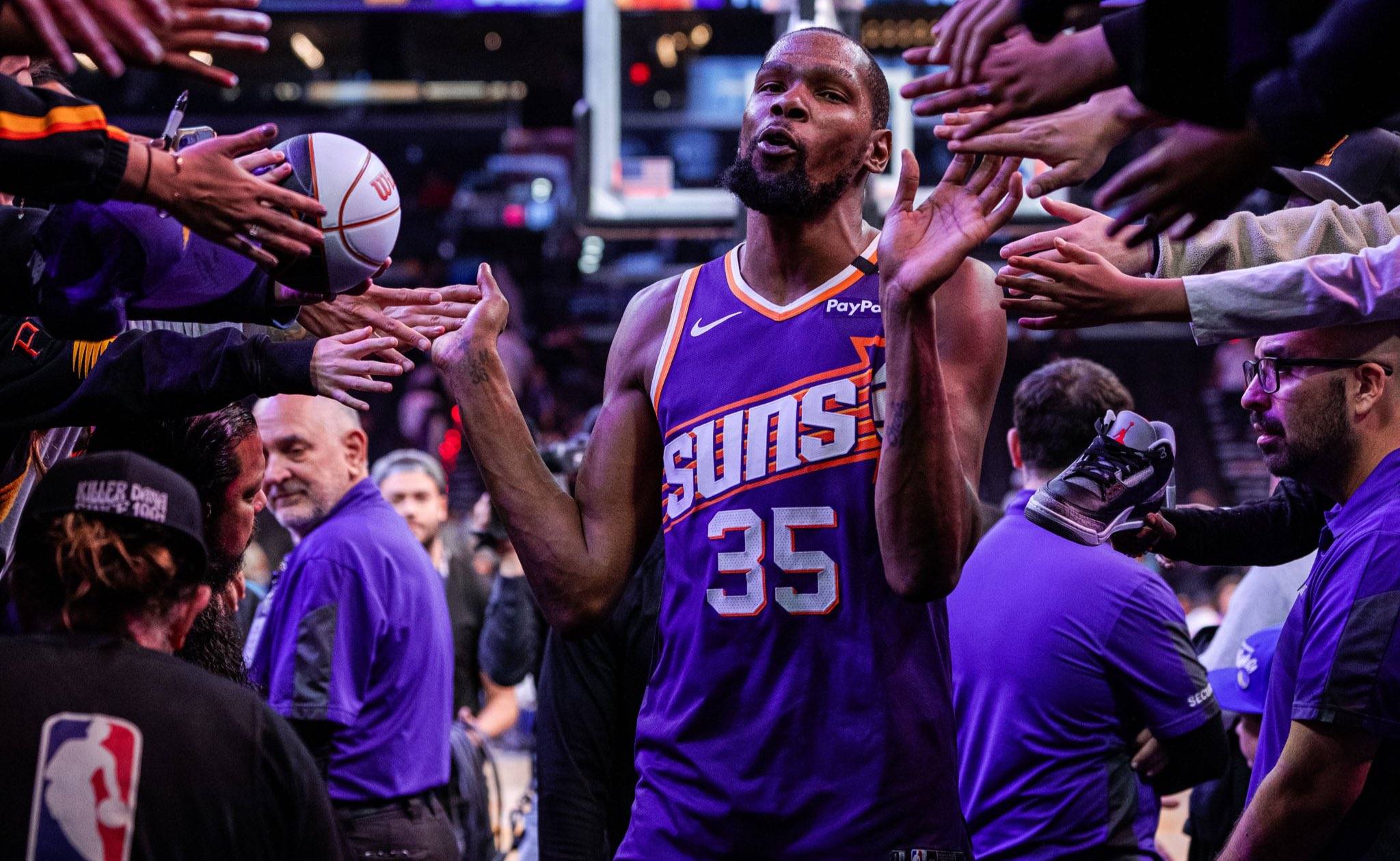 杜兰特的突出表现继续引领球队向前的简单介绍