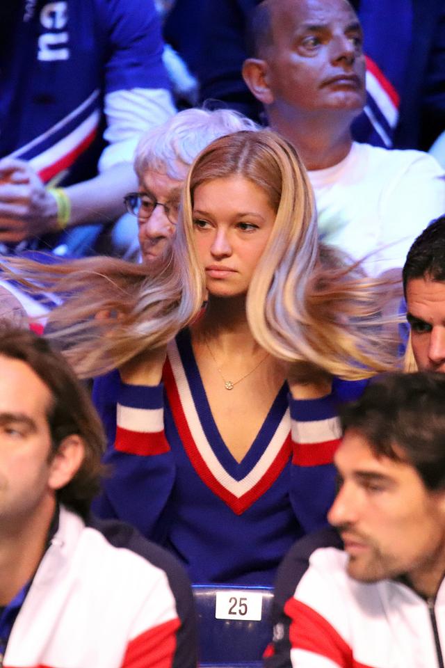 阿扎伦卡连续五场比赛得分超过爆冷，瑞士队挑战极限！