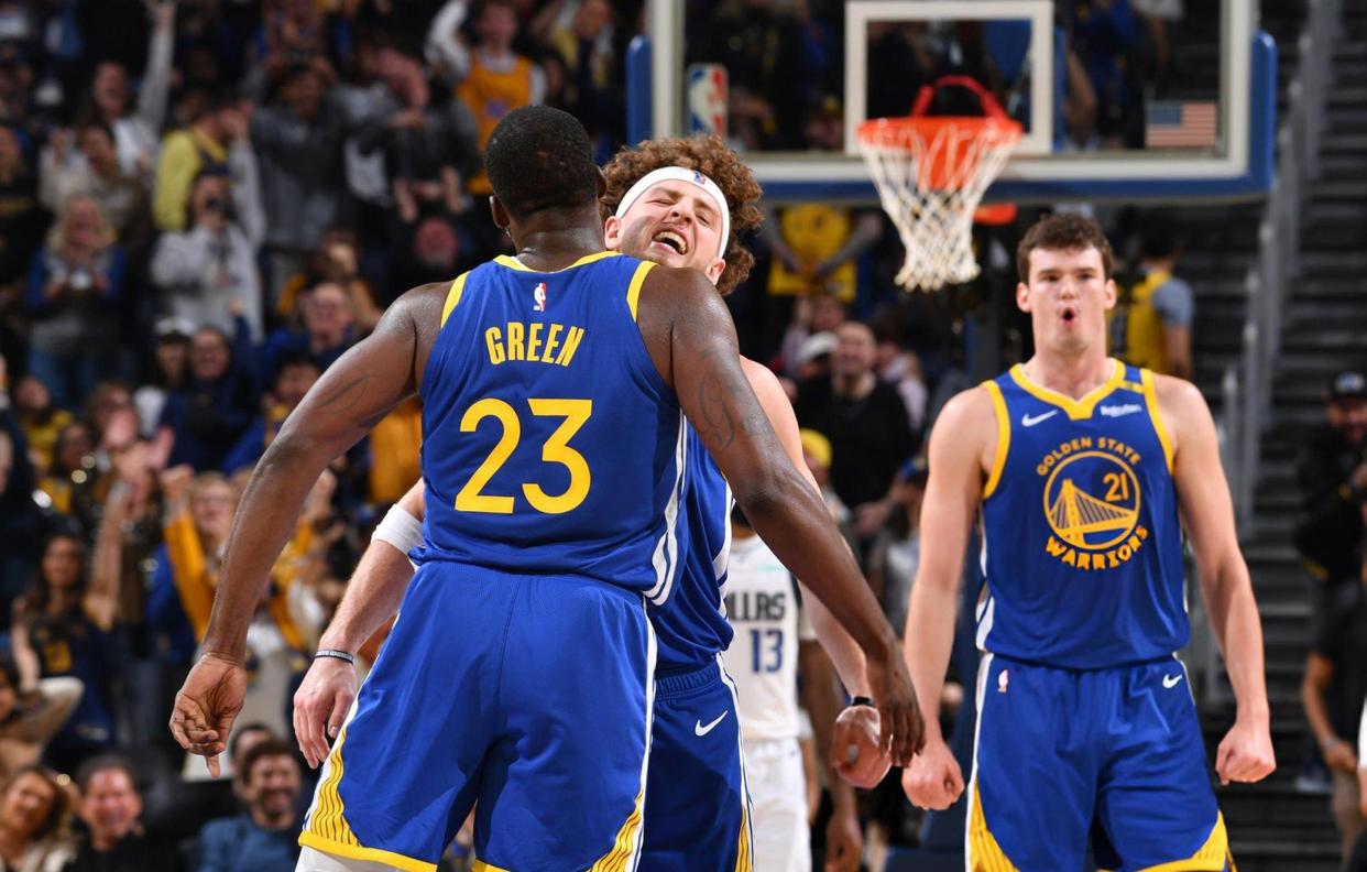 关于勇士球星三分绝杀，全场观众热烈欢呼，所有而且非常一切如果.的信息